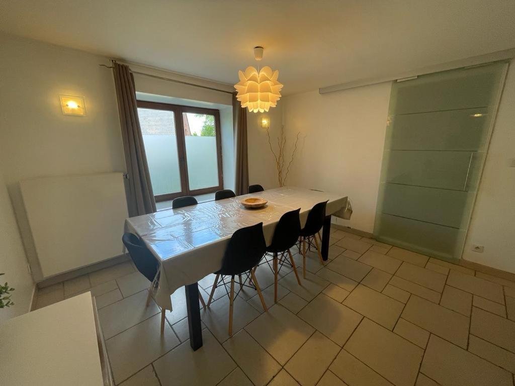 Les Lilas Marche-en-Famenne Exterior foto